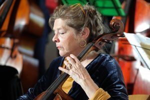 Cello in het Beginnersorkest voor volwassenen